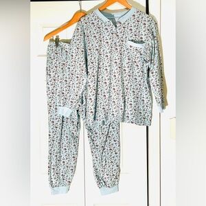 The Vermont Country Store Floral Blue and Pink Pajama Set
